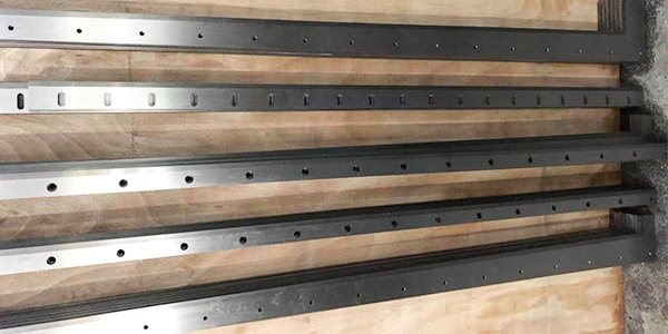 惠（huì）力生為（wéi）寶士嘉長期提供裁（cái）刀定製服務